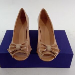 STUART WEITZMAN SIZE 7